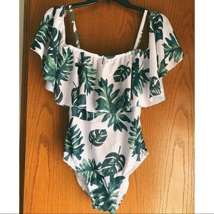 Off-the-Shoulder One-piece Swimsuit size L